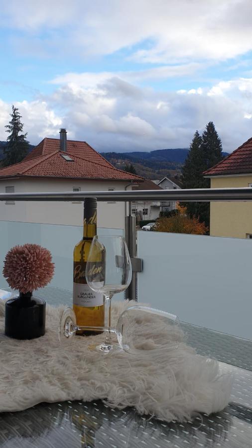 Boardingappartement Windeckblick, Ruhige, Zentrale Lage Mit Grossem Suedbalkon 불 외부 사진