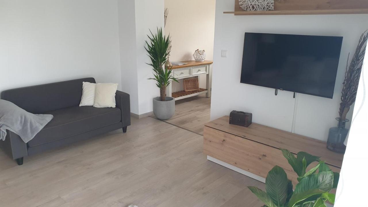 Boardingappartement Windeckblick, Ruhige, Zentrale Lage Mit Grossem Suedbalkon 불 외부 사진