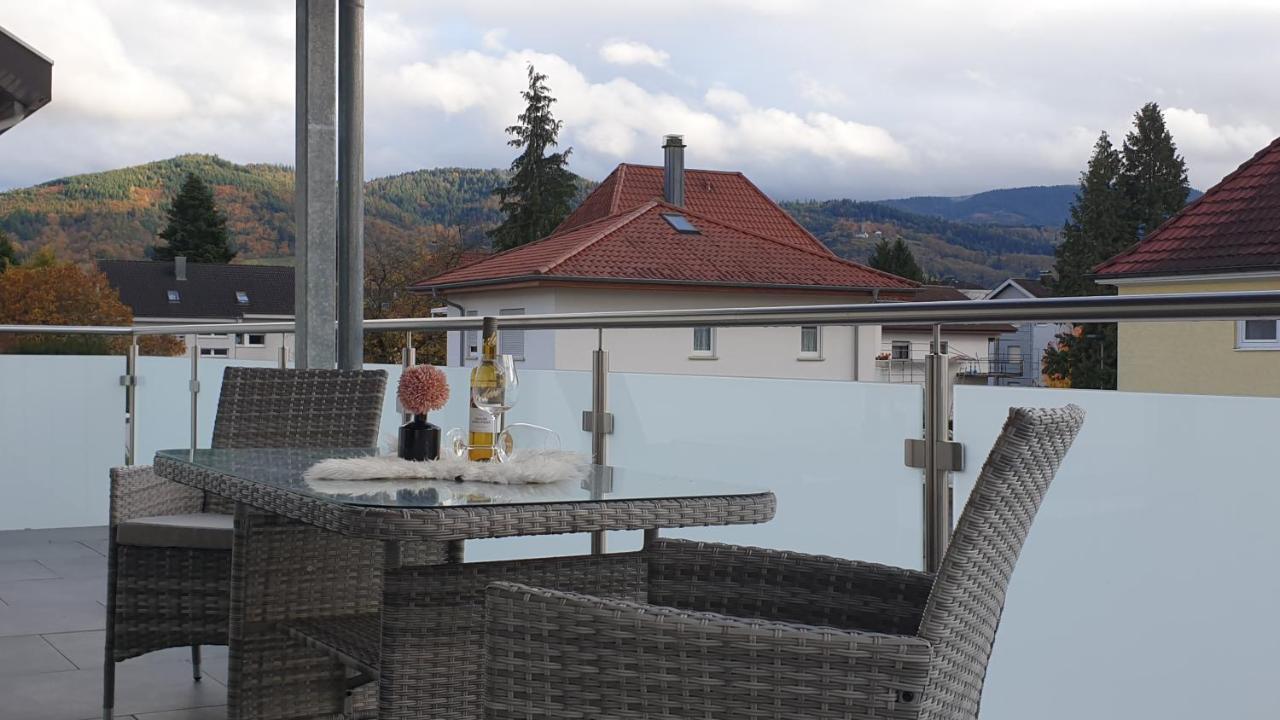 Boardingappartement Windeckblick, Ruhige, Zentrale Lage Mit Grossem Suedbalkon 불 외부 사진